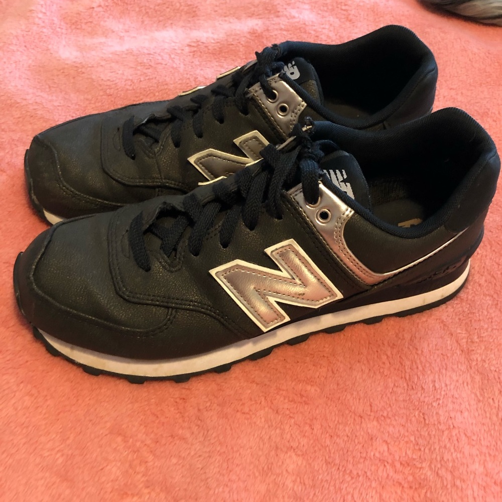 Black and gold New Balance EUC
